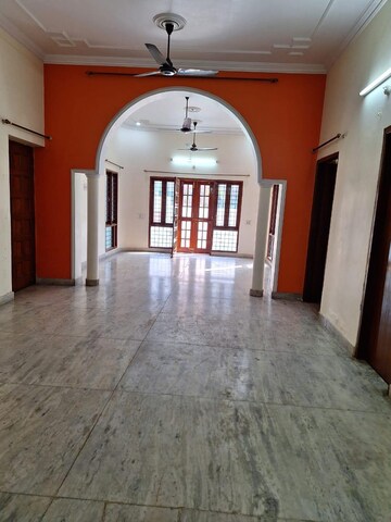 Living Room in 3 BHK Independent House at Vipul Khand – for Rent