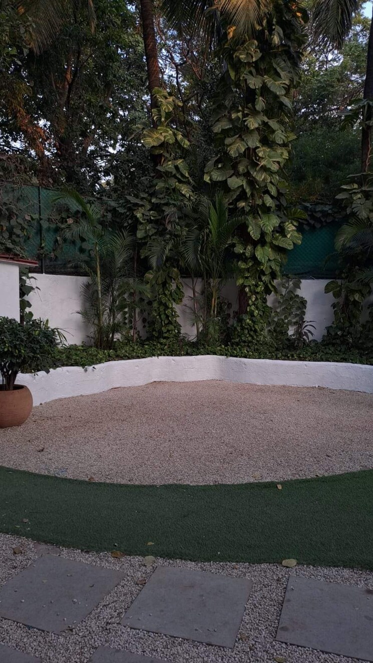 Garden, sai-residency-andheri-west 4 Bedroom 5000 Sq.Ft. Villa In Andheri West Mumbai 6512093