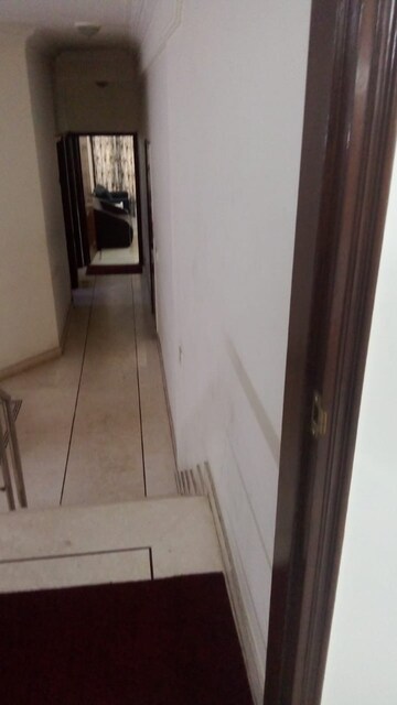 Building Lobby in 3 BHK Builder Floor at South Extension ii – for Rent
