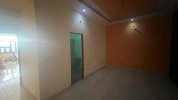 Room in 3 BHK Villa at Patrakar Colony – for Rent