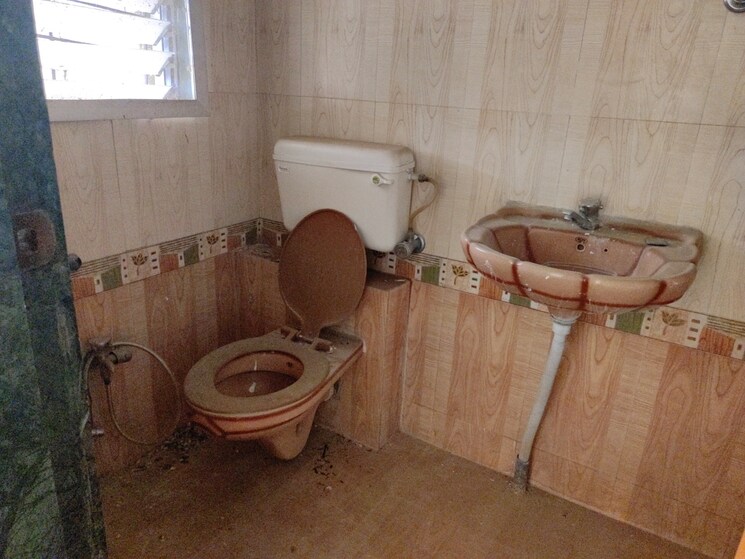 Bathroom, parikh-prabhat-complex 4 Bedroom 1365 Sq.Ft. Apartment In Virar West Palghar 6514629