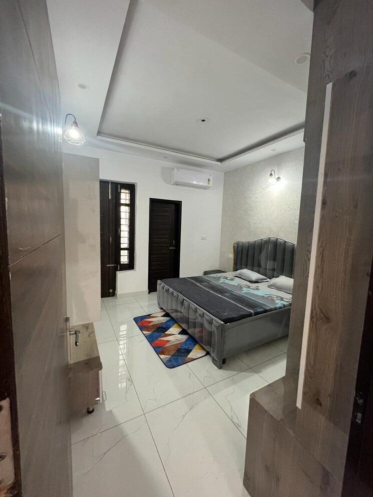 Bedroom, sector 115 3 Bedroom 125 Sq.Yd. Builder Floor In Sector 115 Mohali 6514886