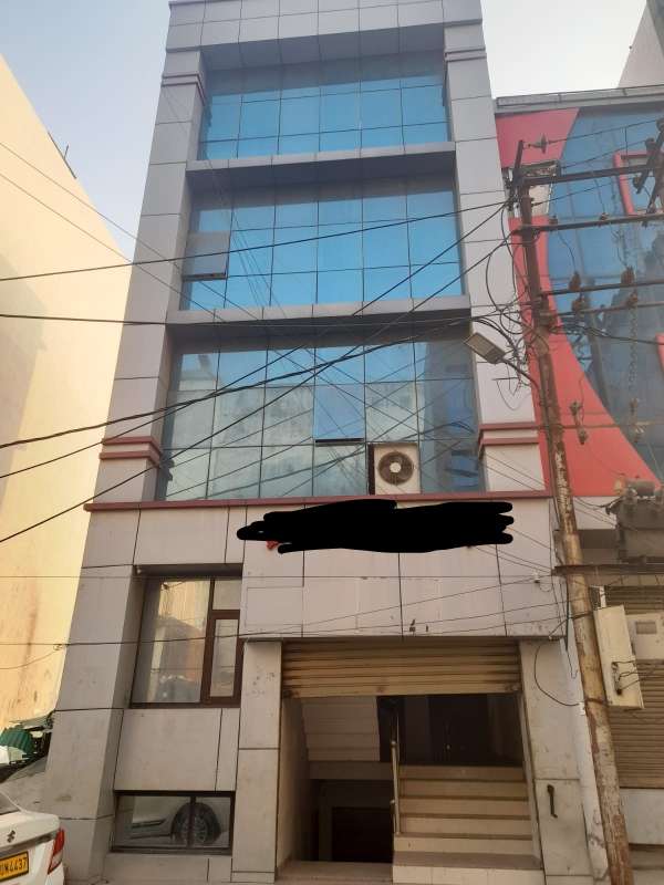 Commercial Office Space 450 Sq.Ft. in Gomti Nagar Lucknow