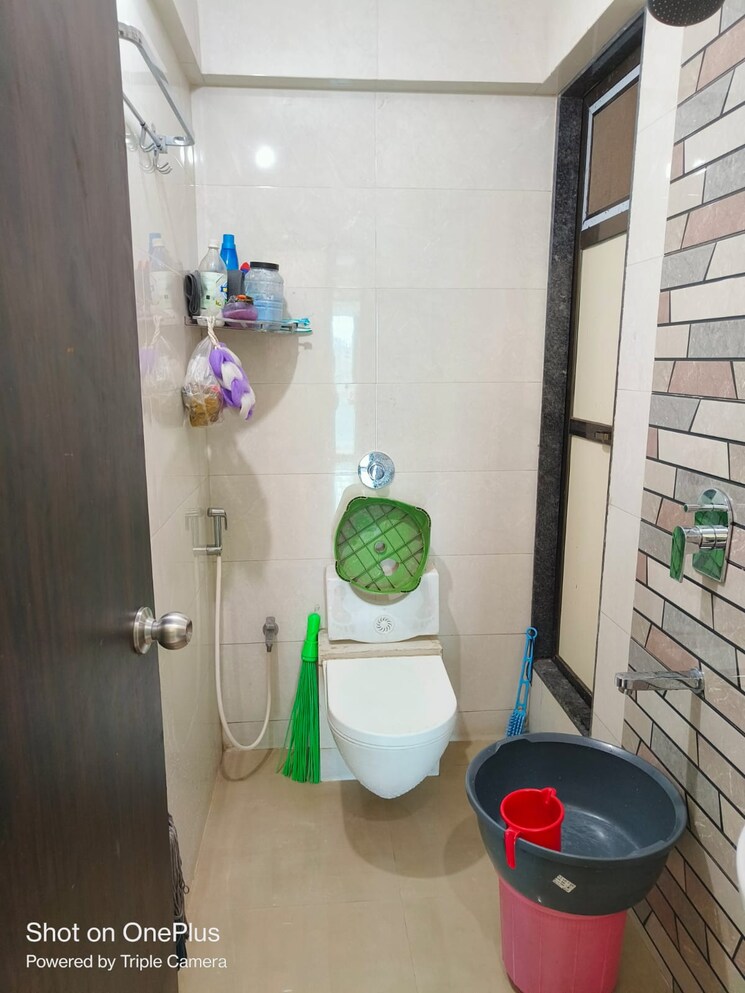 Bathroom, qualcon-and-space-india-alliance 2 Bedroom 659 Sq.Ft. Apartment In Khanda Colony Navi Mumbai 6515834