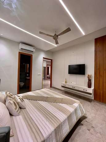3 BHK Apartment For Rent in Shalimar Bagh Delhi 6516578