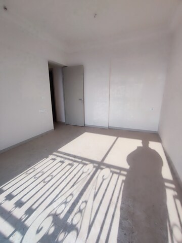 Bedroom in 2 BHK Apartment at Hiranandani Fortune City, New Panvel – for Sale