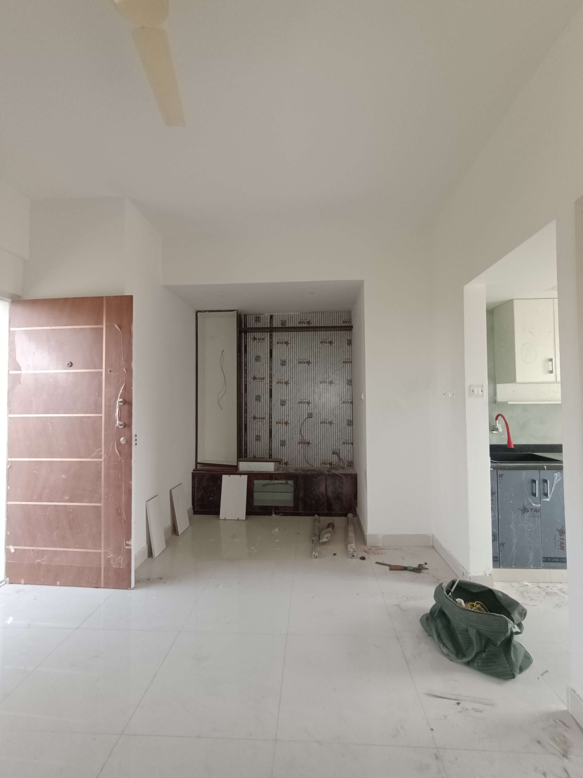 1 BHK Builder Floor For Rent in Singasandra Bangalore 6517273