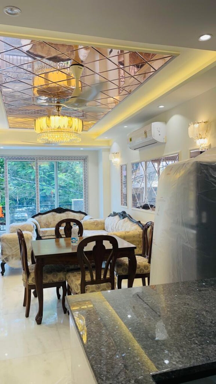 Gym, safdarjung enclave 3 Bedroom 125 Sq.Ft. Builder Floor In Safdarjung Enclave Delhi 6517909