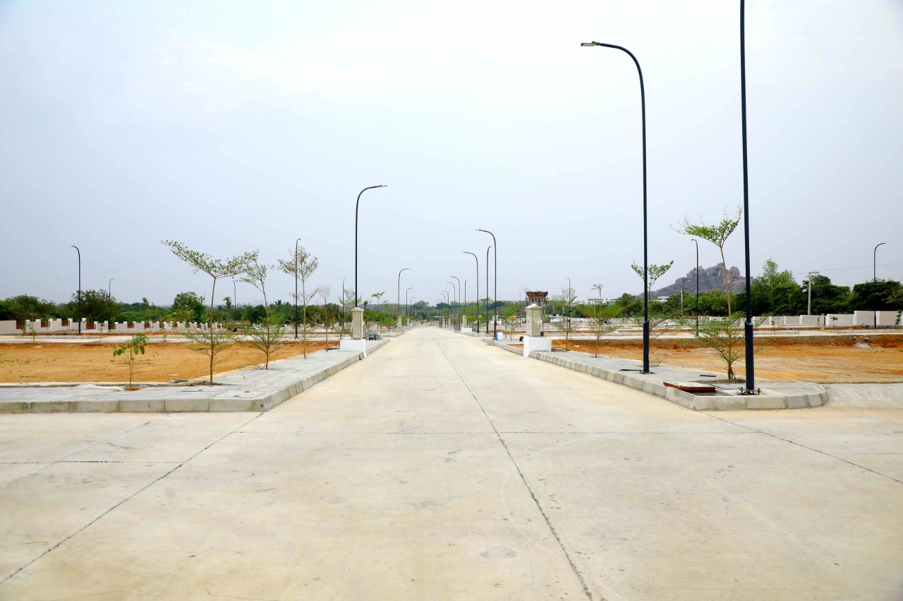  Plot For Resale in Bandlaguda Jagir Hyderabad 6517974