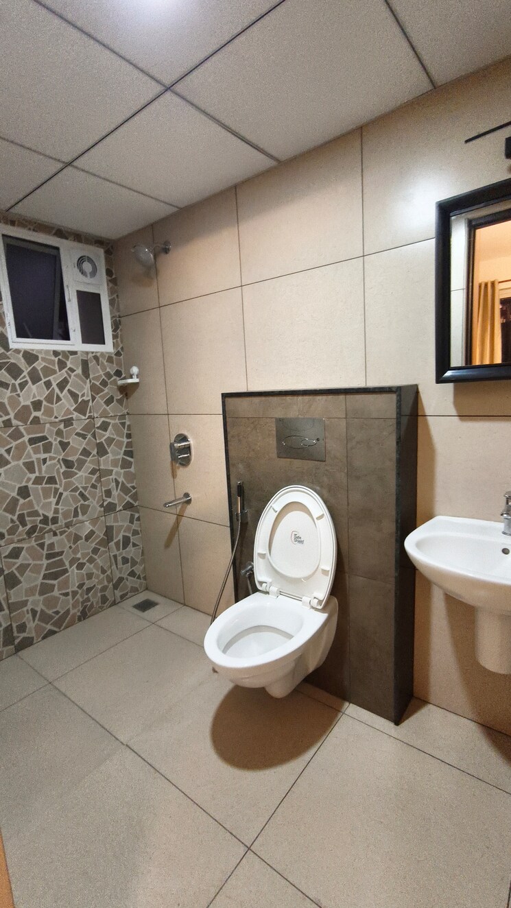 Attached Bathroom, panampilly nagar 3 Bedroom 1831 Sq.Ft. Apartment In Panampilly Nagar Kochi 6518641