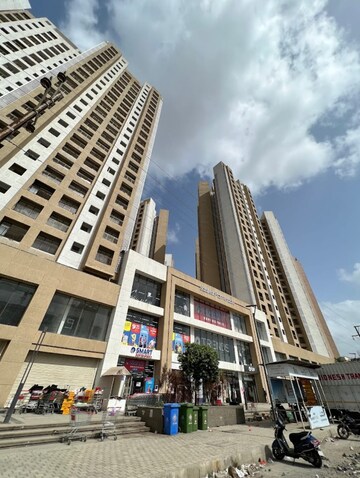 2 BHK Apartment For Resale in Universal Cubical Jogeshwari West Mumbai  6521520