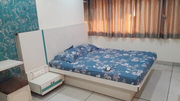 Bedroom in 3 BHK Apartment at Brooklyn Hill, Andheri West – for Rent