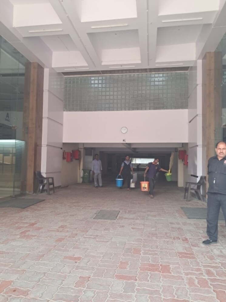  Parking, pearl-heights 2 Bedroom 735 Sq.Ft. Apartment In Andheri West Mumbai 6523667