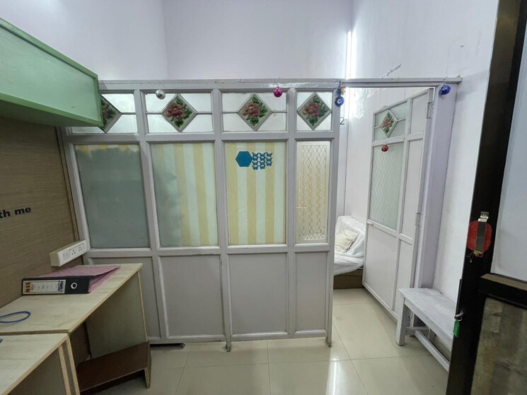 Team Area, rustomjee-eaze-zone-mall Commercial Office Space 220 Sq.Ft. In Malad West Mumbai 6524434