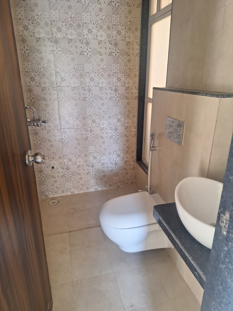 Bathroom, jp-north-barcelona 1 Bedroom 437 Sq.Ft. Apartment In Mira Road Thane 6525145