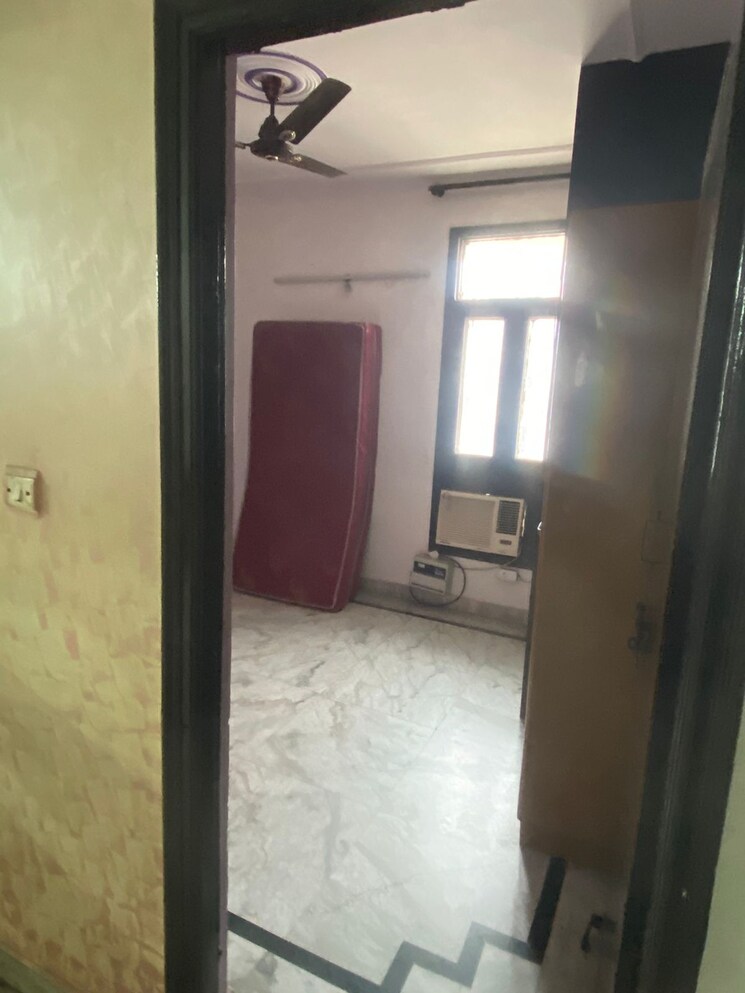 Bathroom, himalaya-apartment-vasundhara 3 Bedroom 1255 Sq.Ft. Apartment In Vasundhara Sector 5 Ghaziabad 6529834