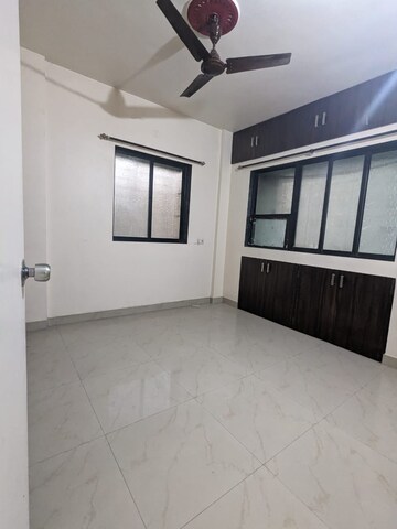 Room in 1 BHK Apartment at Manikchand Apartment, Kalwa – for Rent