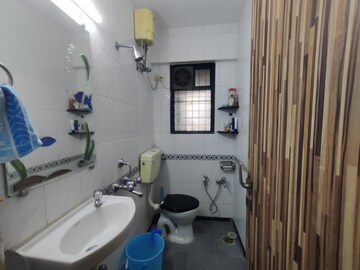 Bathroom in 2 BHK Apartment at Sheth Fiona, Pokhran Road No 2 – for Sale