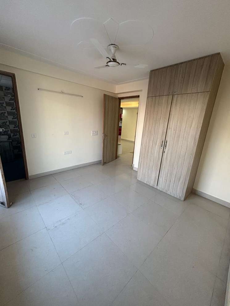 3 Bedroom 210 Sq.Yd. Builder Floor in Sector 9 Gurgaon