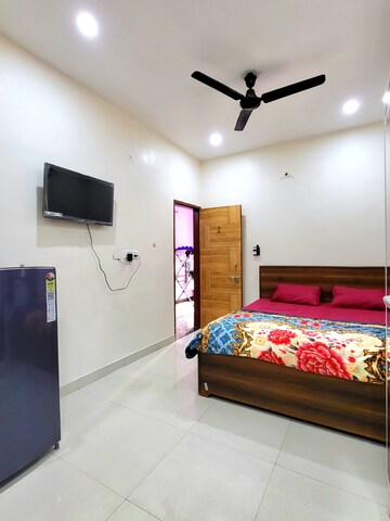 Bedroom in 3 BHK Builder Floor at Ardee City, Sector 52 – for Sale