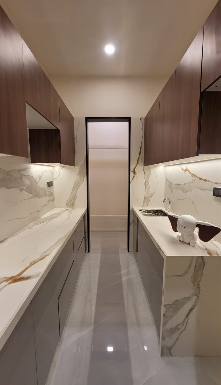 Kitchen, oberoi-realty-sky-heights 3 Bedroom 2300 Sq.Ft. Apartment In Andheri West Mumbai 6533680