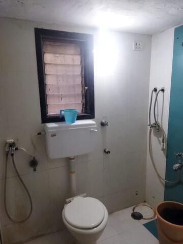 Bathroom in 1 BHK Apartment at Dombivli West – for Rent