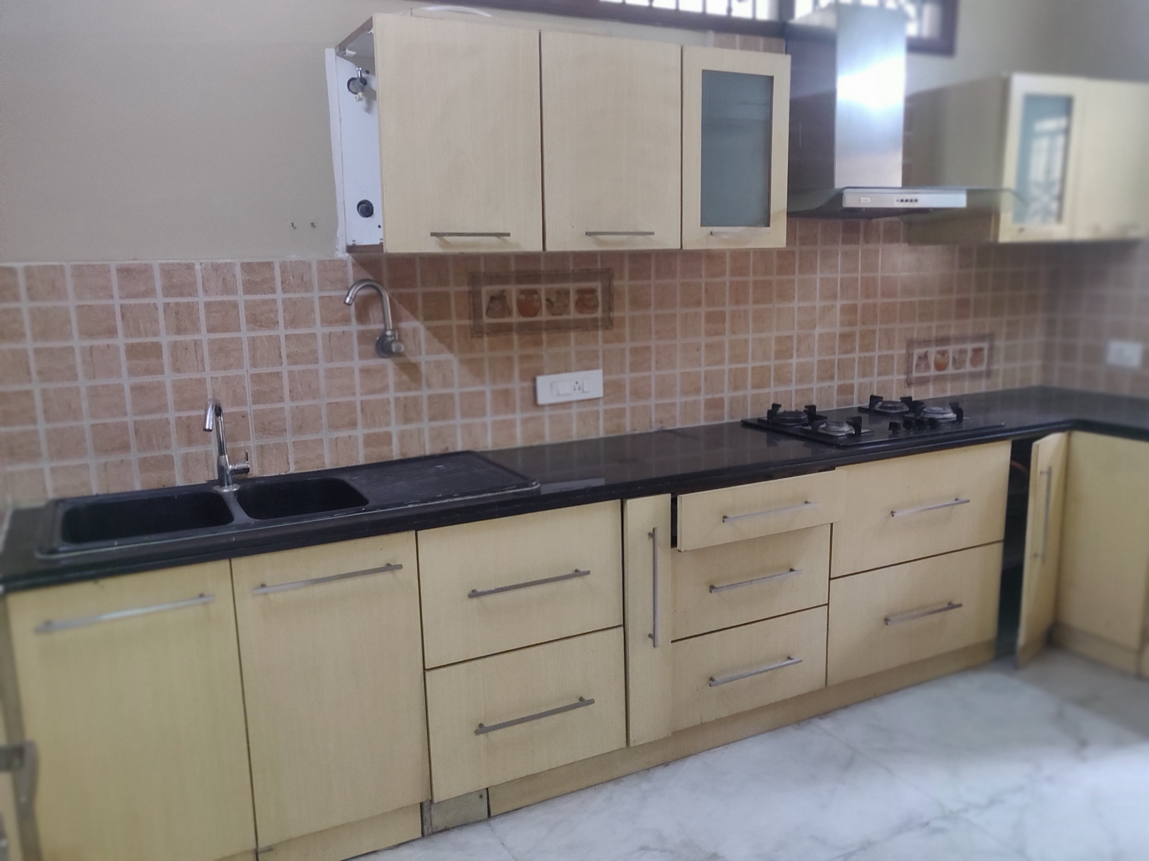 Flats for Rent in Srinagar Colony Hyderabad 4+ Flats / Apartments on