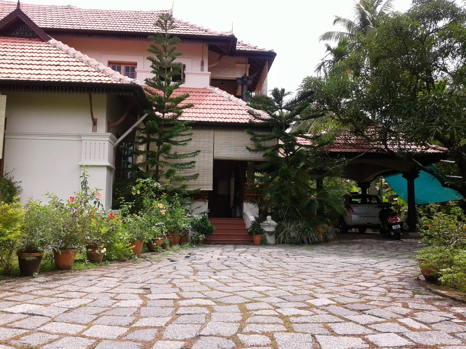 130+ Independent House near South Indian Bank, Malleswaram Bangalore