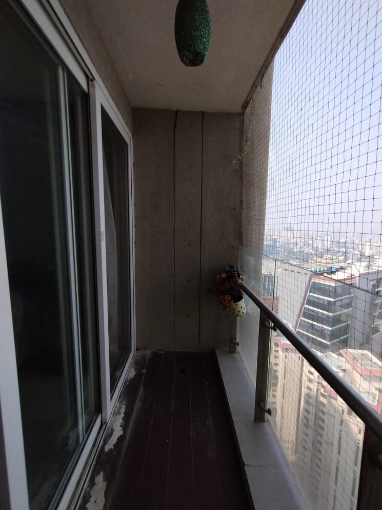 Balcony, lodha-fiorenza 4 Bedroom 1400 Sq.Ft. Apartment In Goregaon East Mumbai 6544243