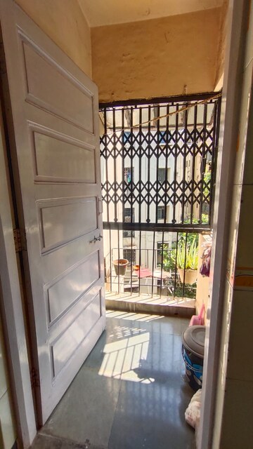 Balcony in 1 BHK Apartment at Kalwa – for Sale