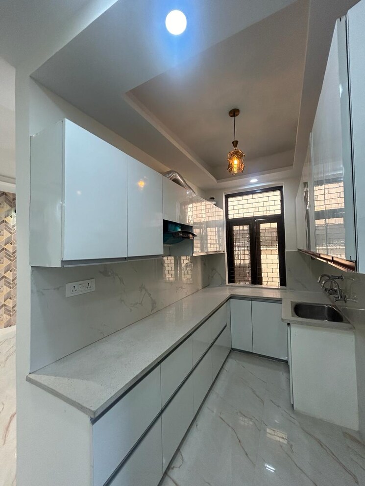 Kitchen, vasundhara sector 5 4 Bedroom 2400 Sq.Ft. Builder Floor In Vasundhara Sector 5 Ghaziabad 6550118