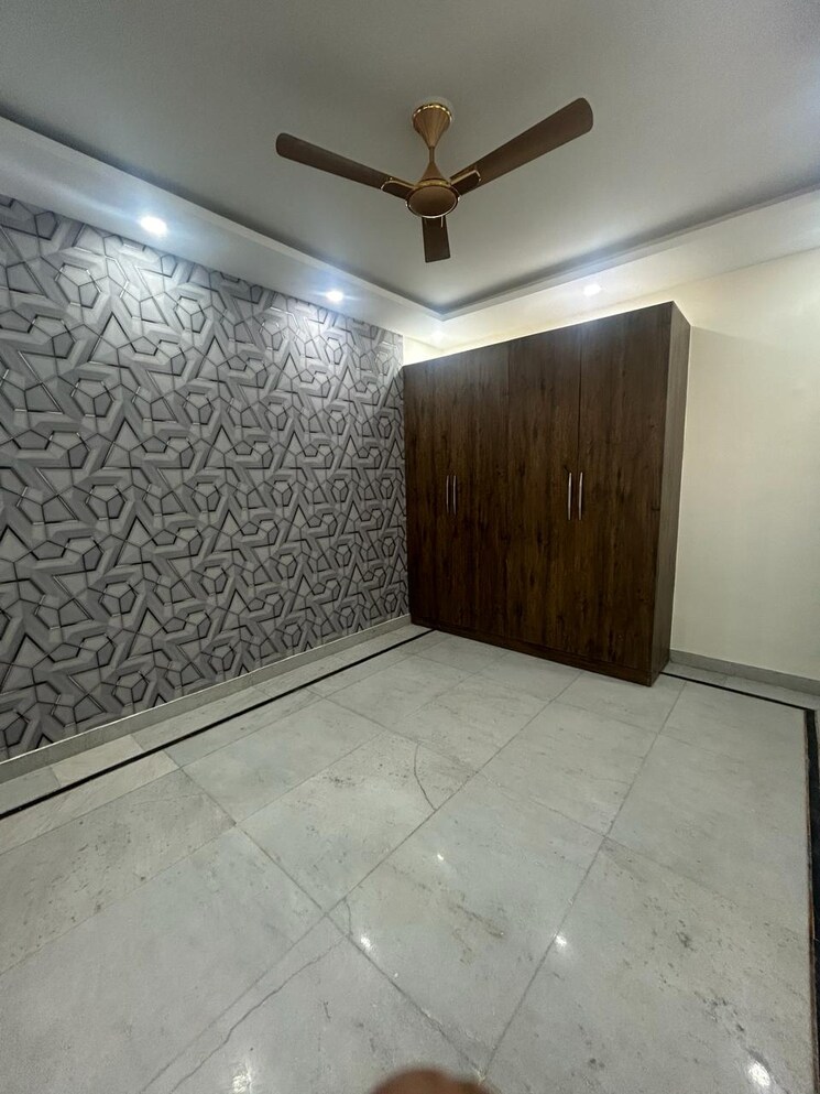 Room, vasundhara sector 5 4 Bedroom 2400 Sq.Ft. Builder Floor In Vasundhara Sector 5 Ghaziabad 6550118