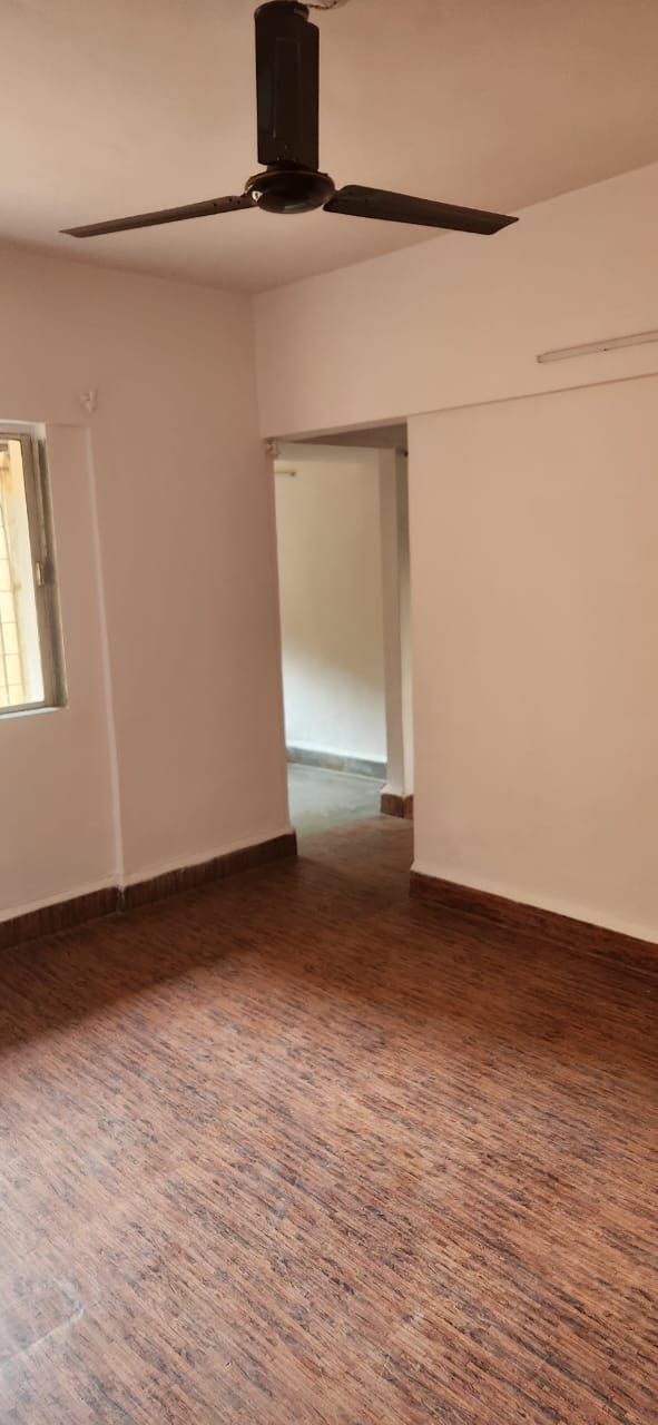 Rental 2 Bedroom 900 Sq.Ft. Apartment in Jal Vayu Vihar Apartments ...