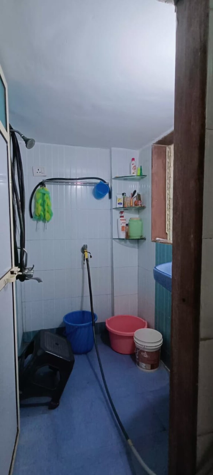 Bathroom, krishna-township 1 Bedroom 580 Sq.Ft. Apartment In Vasai West Palghar 6550665