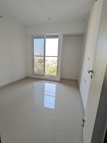 Room in 2 BHK Apartment at Ashar Aria, Kalwa – for Rent