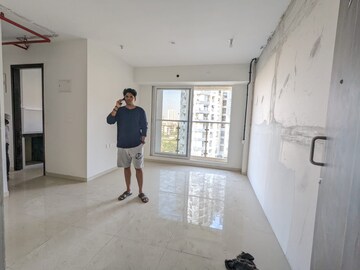 Room in 2 BHK Apartment at Ashar Aria, Kalwa – for Rent