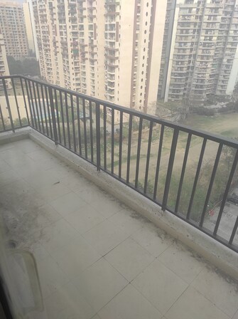 2 BHK Apartment For Resale in Crossing Republic Ghaziabad  6552726