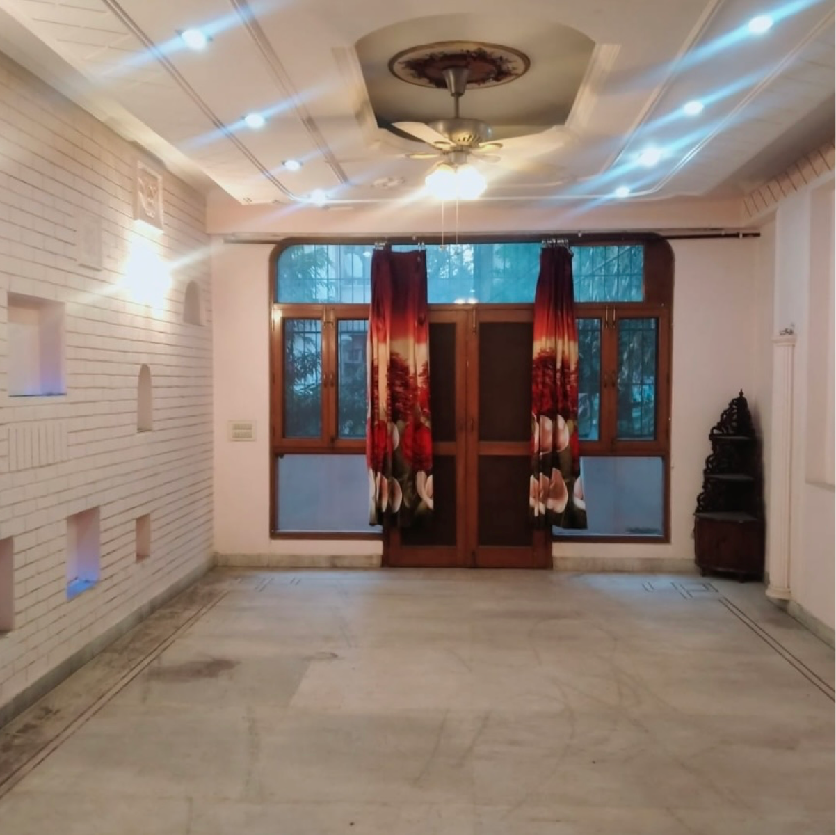 3 BHK Builder Floor For Rent in RWA Kalkaji Block F Kalkaji Delhi 6552808