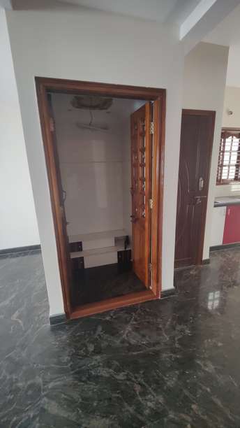 2 BHK Builder Floor For Rent in Sanjay Nagar Bangalore 6553870