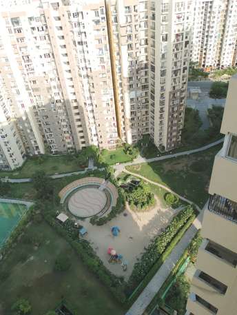 2 BHK Apartment For Resale in Paramount Floraville Sector 137 Noida 6554399