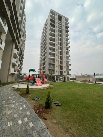 3 BHK Apartment For Resale in Artique Uptown Skylla International Airport Road Zirakpur  6558673