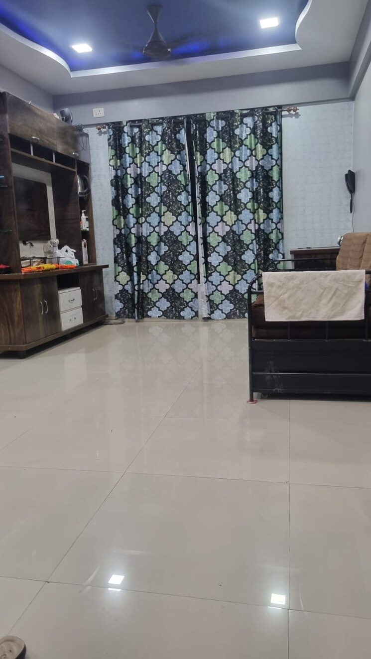 Room, dosti-planet-north-emerald 2 Bedroom 651 Sq.Ft. Apartment In Shilphata Thane 6560290