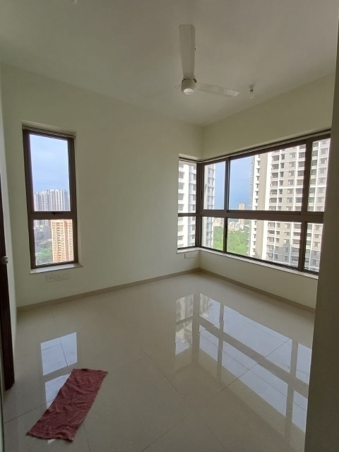 2 BHK Apartment For Resale in Kalpataru Paramount Kapur Bawdi Thane  6561785