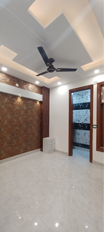 2 BHK Builder Floor For Rent in Dwarka Mor Delhi 6562221