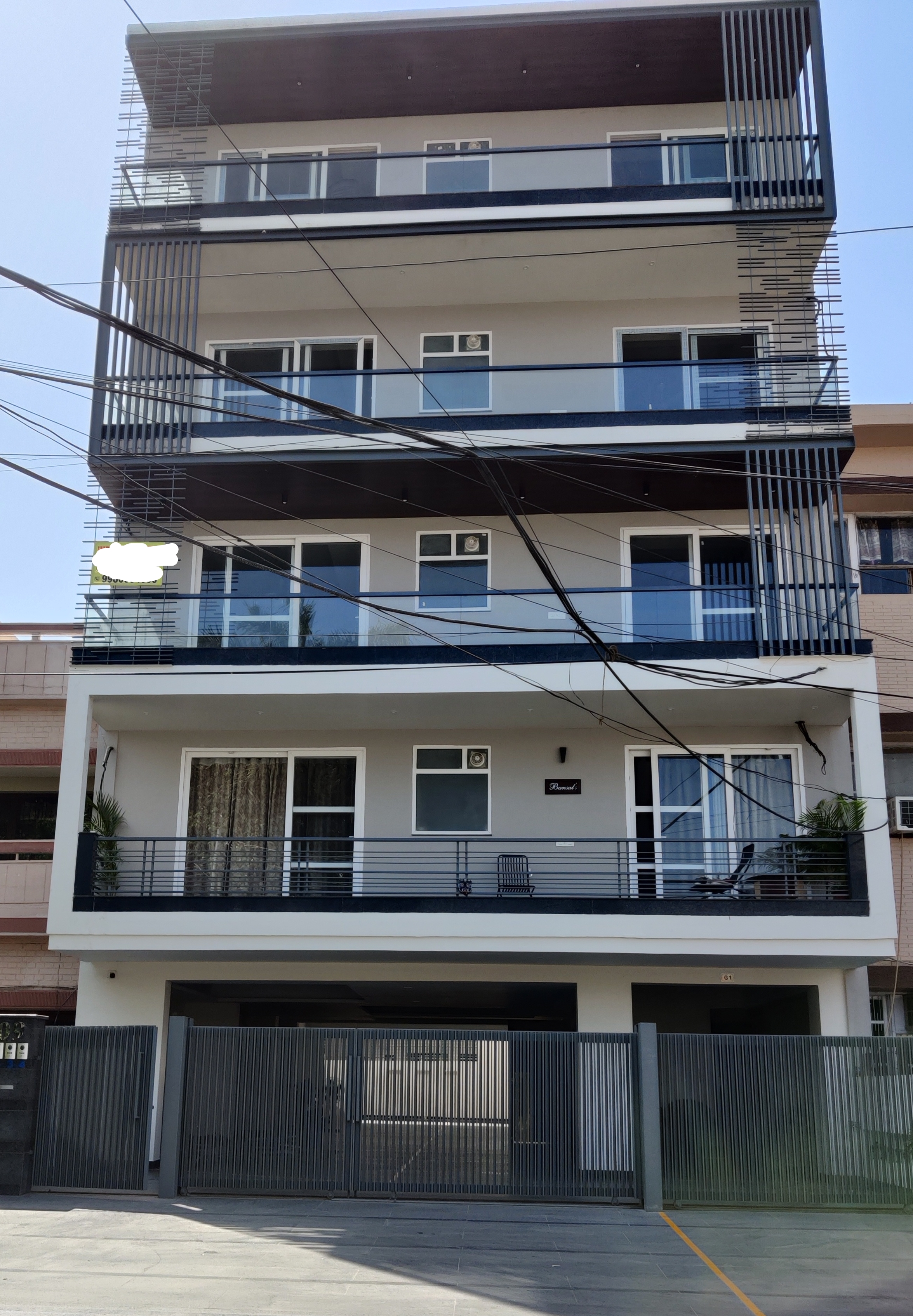 3 BHK + Pooja Room,Servant Room Builder Floor For Sale in Panchkula Urban Estate