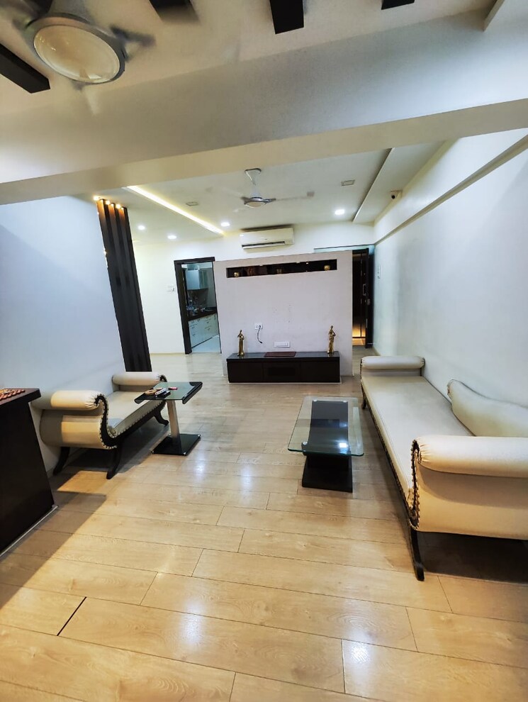 Living Room, hiranandani-meadows 3 Bedroom 1150 Sq.Ft. Apartment In Manpada Thane 6565862