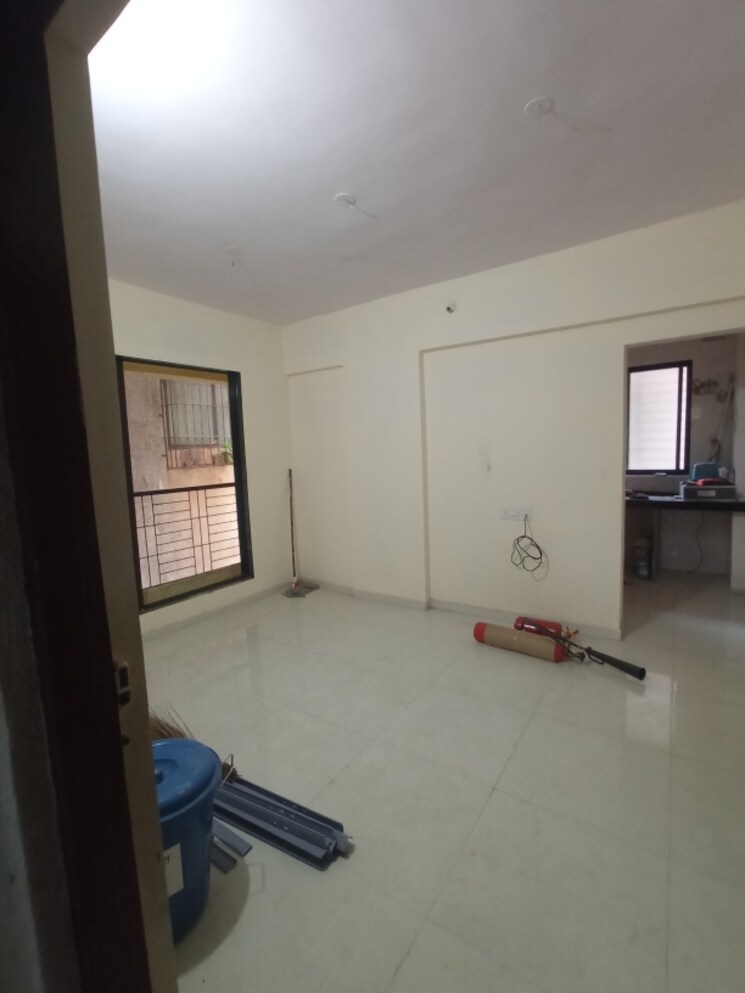 Room, om-shree-sadguru-chs 1 Bedroom 350 Sq.Ft. Apartment In Shree Nagar Thane 6568685