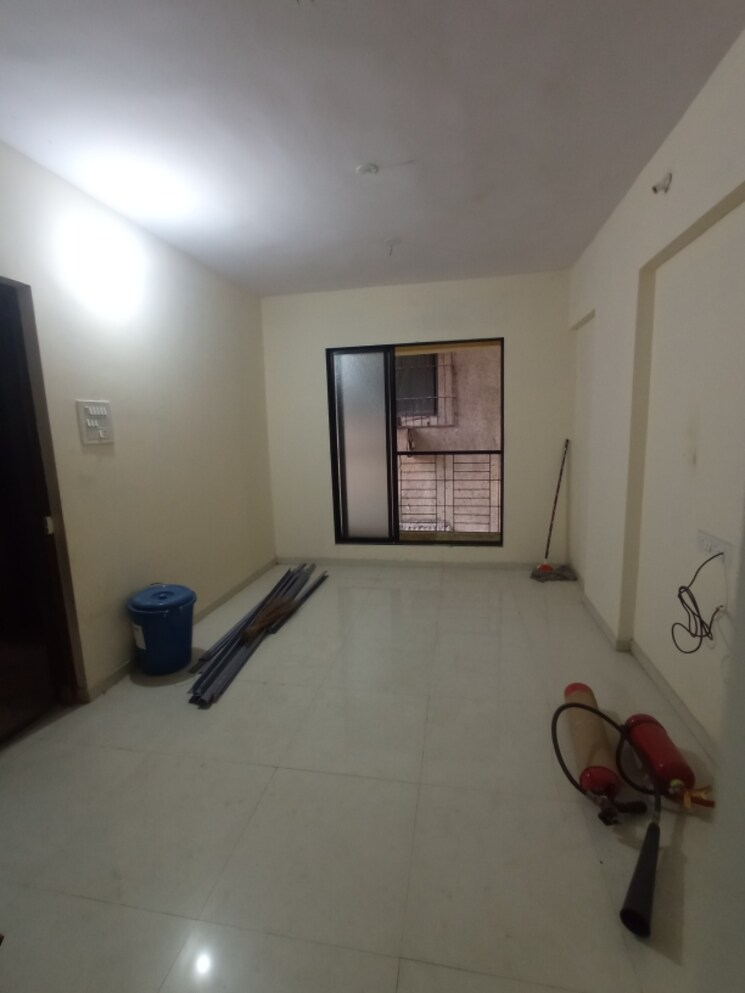 Room, om-shree-sadguru-chs 1 Bedroom 350 Sq.Ft. Apartment In Shree Nagar Thane 6568685