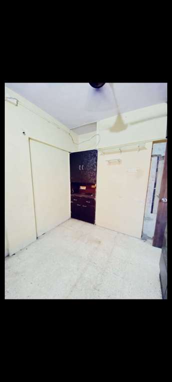 1 BHK Apartment For Rent in Anita Nagar Chs Kandivali East Mumbai 6570197