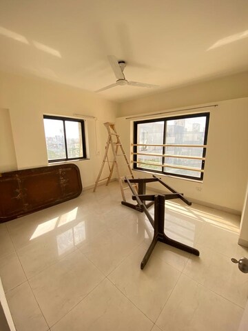 Room in 3.5 BHK Apartment at Salunkhe Vihar Society – for Sale